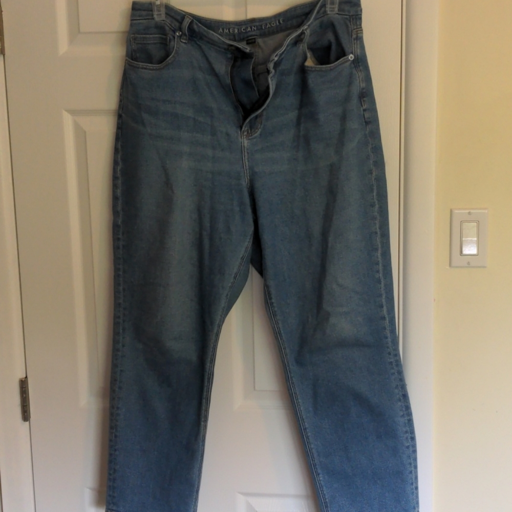 Curvy AE Stretch Mom Jeans